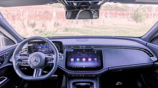 Mercedes-Benz E 220d 4Matic - test 2023