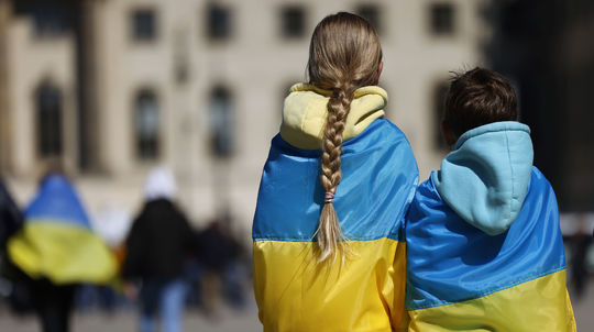 Rusi idú ďalej. Unesené ukrajinské deti poslali do Bieloruska trénovať s armádou „núdzové prežitie“