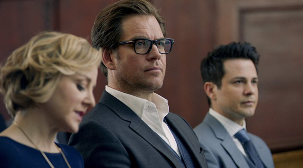 Michael Weatherly stvárňuje hlavnú úlohu Jasona...