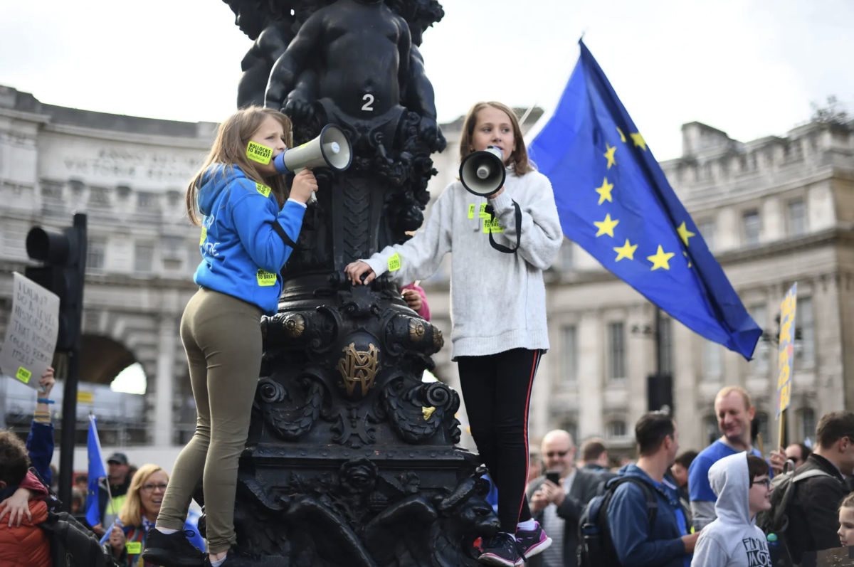 Proti brexitu protestovali v Spojenom...
