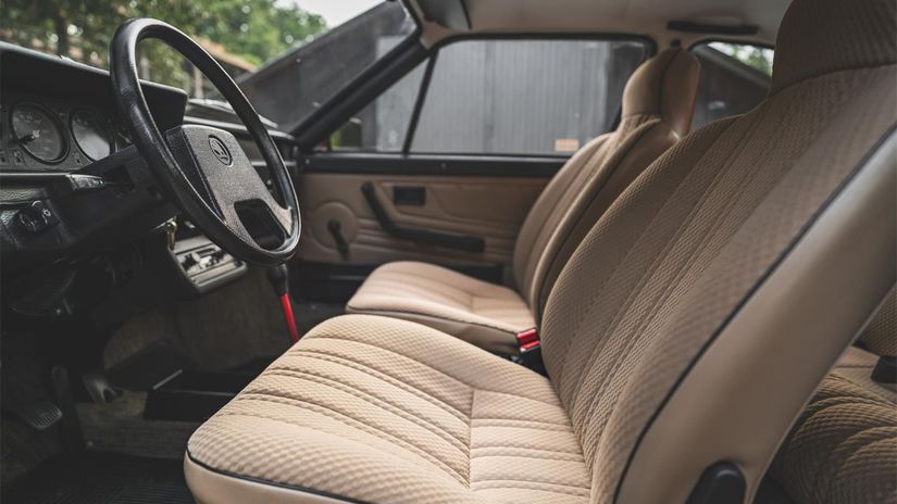 Škoda Rapid 130: Tento dokonalý kus nie a nie predať. Pri jeho cene nečudo - Magazín - Auto - Pravda