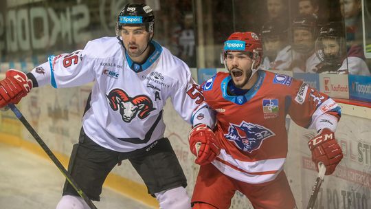 V NHL odohral pätnásť, v KHL takmer dvesto zápasov. Košice získali posilu do obrany