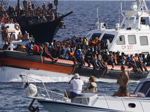 migranti, lampedusa