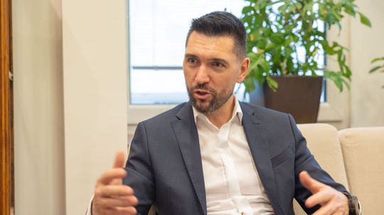 SaS žiada hlavu šéfa Lesov SR, minister Takáč ich výhrady odmietol ako smršť nezmyslov