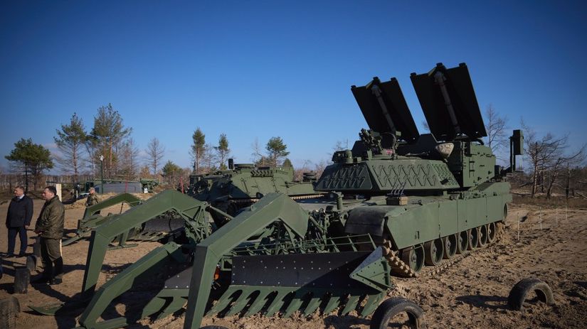 Vozidlo Assault Breacher na vytváranie...