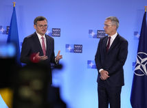 Dmytro Kuleba, Jens Stoltenberg, vojna na Ukrajine, NATO