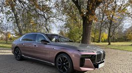 BMW M760e xDrive - test 2023