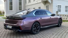 BMW M760e xDrive - test 2023