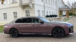 BMW M760e xDrive - test 2023