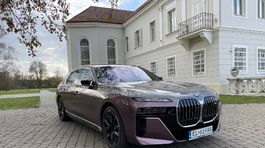 BMW M760e xDrive - test 2023