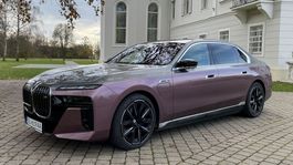 BMW M760e xDrive - test 2023