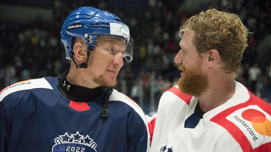 Hossa má za sebou úspešný debut v boxerskom ringu. Zápas rozhodol skrat slovenského rapera