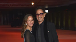 Herec Robert Downey Jr. a jeho manželka Susan Downey.