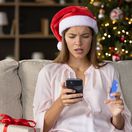 Šíri sa prostredníctvom aplikácie WhatsApp, je nenápadný a nemusíte o ňom tušiť.  Jeden klik na správu od uloženého kontaktu a môžete prísť o peniaze či údaje