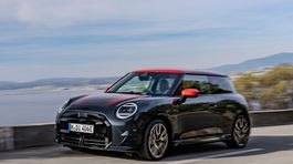 Mini Cooper SE JCW 7