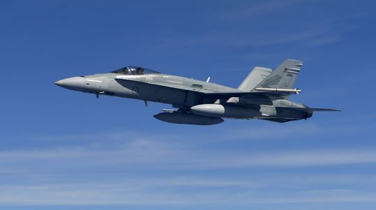 V hre sú okrem F-16 aj stíhačky F/A-18. Priletia na Ukrajinu austrálske sršne?