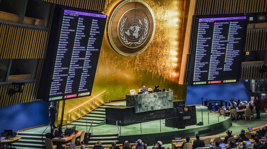 OSN schválila rezolúciu žiadajúcu prímerie v Gaze. USA či Česko proti, ako hlasovalo Slovensko?