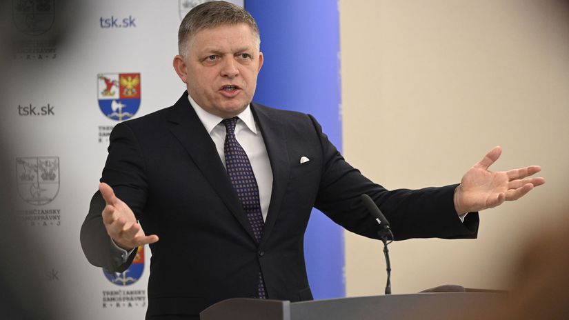 SR Trenčín vláda schôdza rokovanie výjazdové TK...