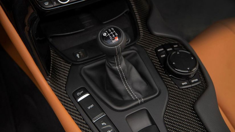 Šialené. Toyota vyvíja 14-stupňový manuál. Na čo je to dobré? - Magazín - Auto - Pravda