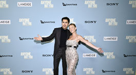 Darren Barnet a herečka Sydney Sweeney na...