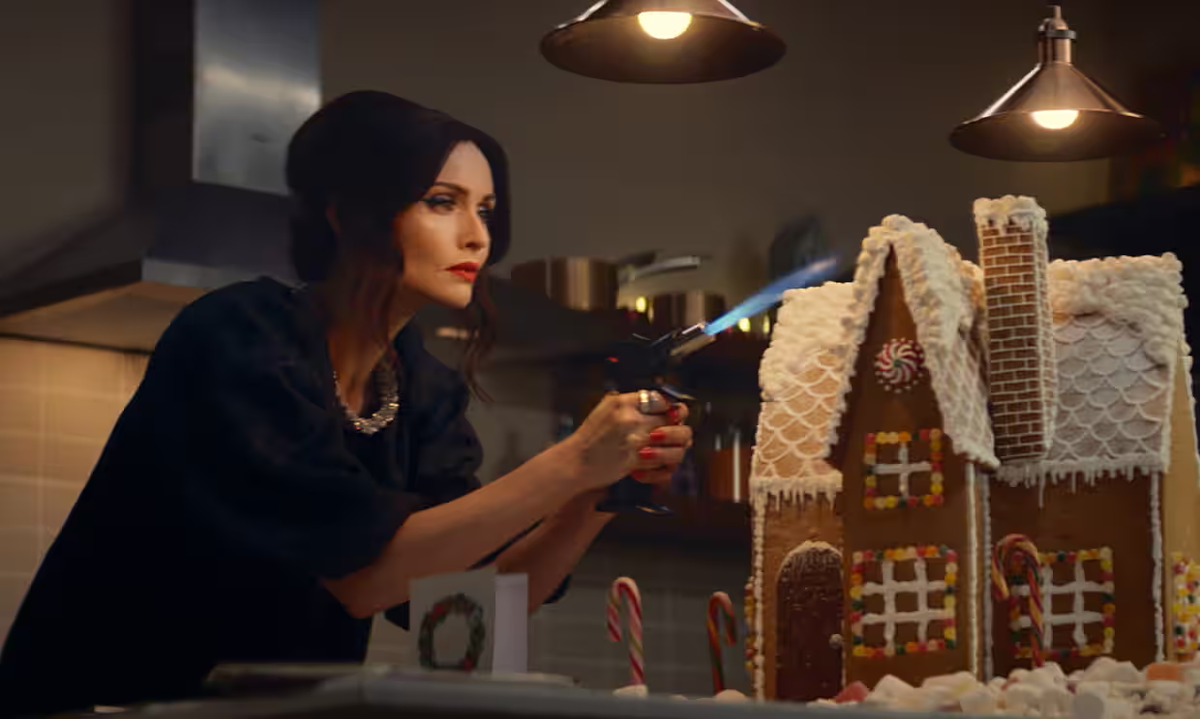 Speváčka Sophie Ellis-Bextor vo vianočnej...