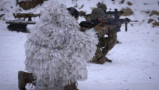 Príslušníci práporu Sibír ukrajinskej armády,...