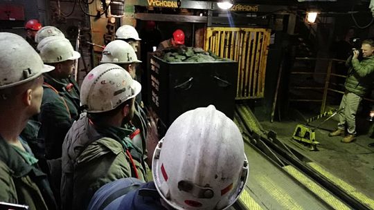 V Novákoch vyťažili poslednú tonu uhlia.