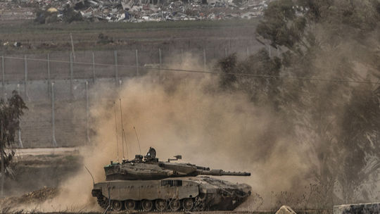 Netanjahu je neoblomný. Izrael bude pokračovať vo vojne, kým nesplní všetky ciele