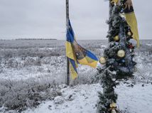 vianocny stromcek Bachmut Ukrajina frontova linia