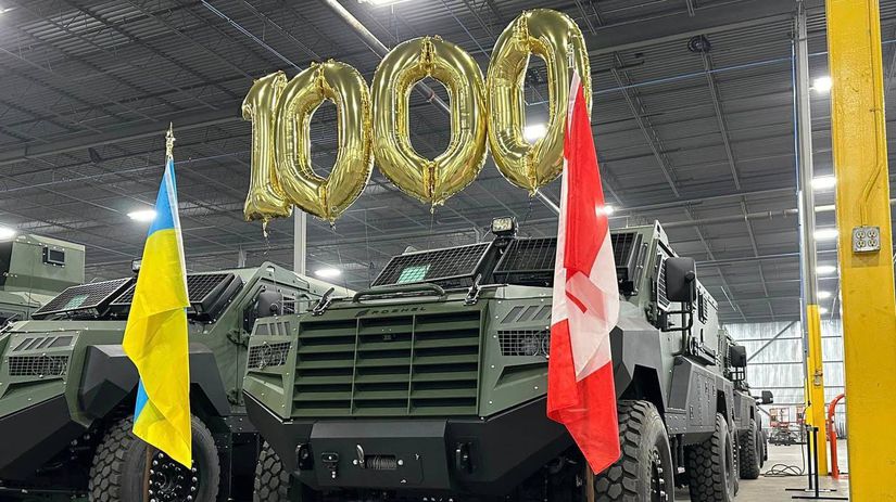 Tisíci vyrobený obrnený transportér Roshel...