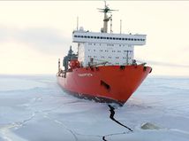 Sevmorpuť / Ľadoborec / Loď /