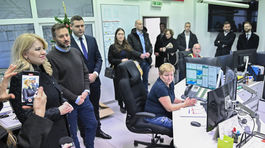 Zuzana Čaputová, UNB, Ružinov, záchranári, zdravotníci, návšteva, Štedrý deň, Vianoce