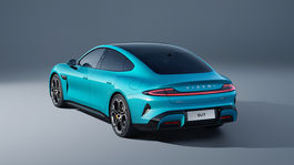 Xiaomi SU7 (2024)