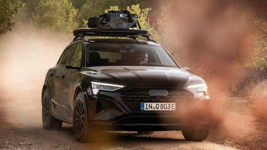 Audi Q8 e-tron Dakar Edition - 2024