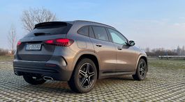 Mercedes-Benz GLA 250 e (2024)