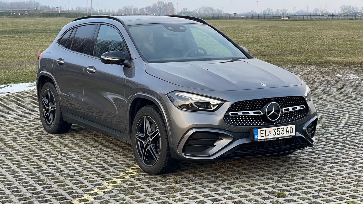 Mercedes-Benz GLA prešiel na jar minulého roku...