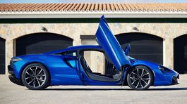 McLaren Artura 4