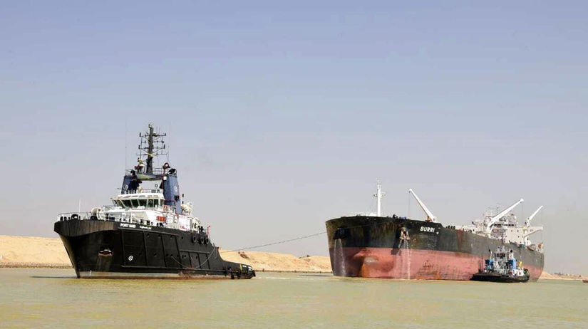 Červené more Suezský kanál tanker