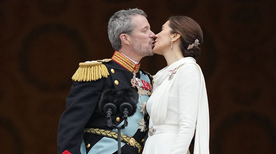 Dánsky kráľ  Frederik X. a kráľovná Mary na...