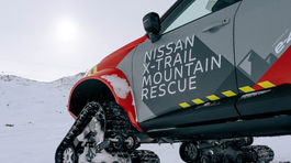 Nissan X-Trail Mountain Rescue Exterior  31  1