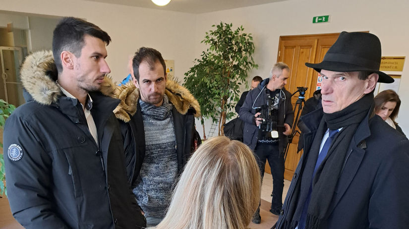 SR súdy Kuffovci napadnutie farmár POX