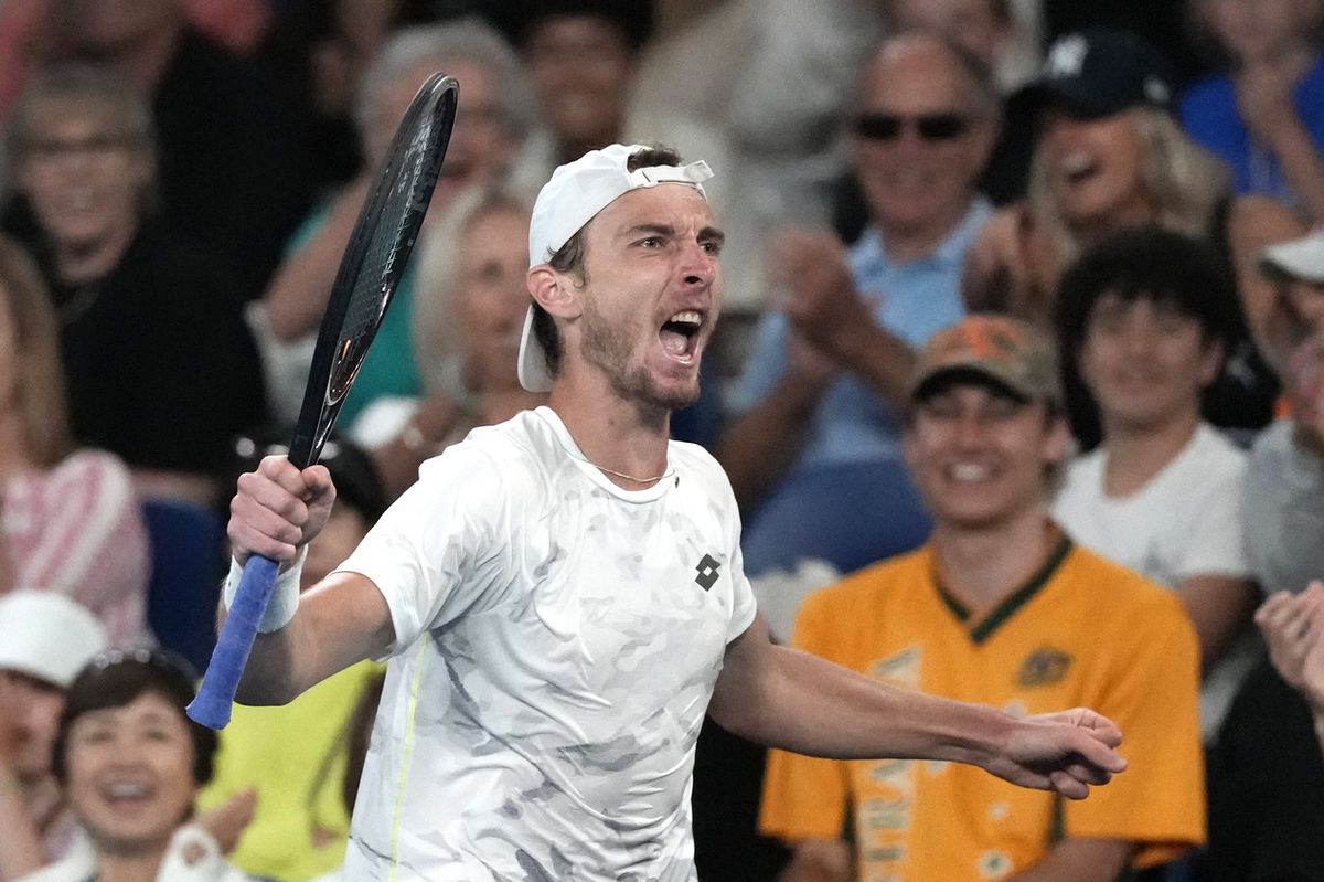 Lukáš Klein a jeho reakcia počas zápasu s...