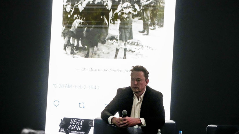 Elon Musk po prehliadke koncentračného tábora...