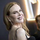 Nicole Kidman v kreácii Atelier Versace