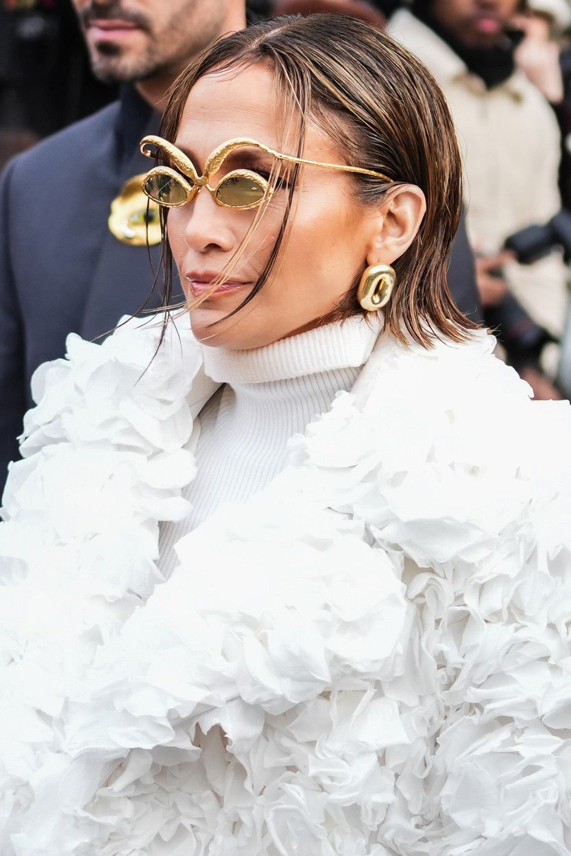 Speváčka a herečka Jennifer Lopez bola...