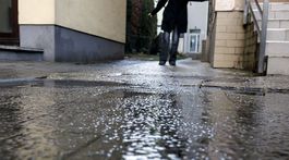 SR Bratislava počasie SHMÚ poľadovica výstraha BAX