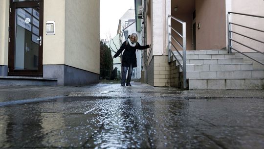 SR Bratislava počasie SHMÚ poľadovica výstraha BAX