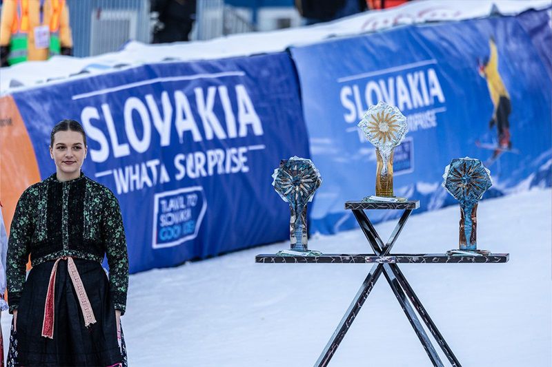 Značka Slovenska bola počas podujatia na očiach...