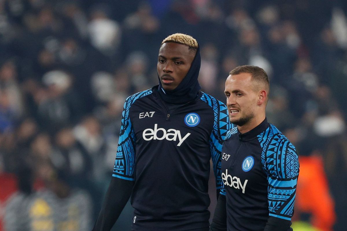 Victor Osimhen a Stanislav Lobotka.