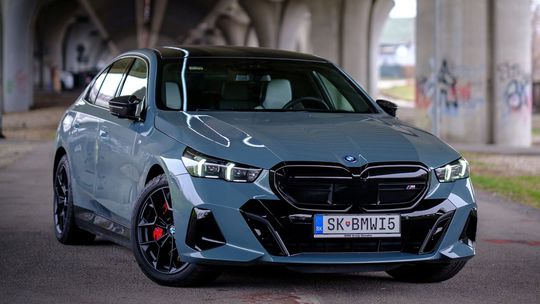 BMW i5 60M - test 2024